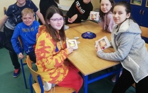 Dzień Kobiet w klasie 5 a (4)