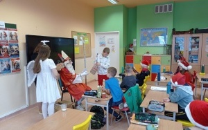 Święty Mikołaj w klasach od 1 do 3 (18)