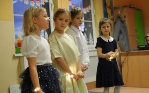 Marysia, Milena, Hania i Agnieszka podczas mówienia wierszy